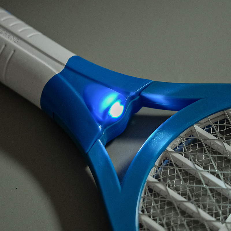 FF-108 取り外し可能な懐中電灯 LED 鉛酸バッテリー 250mAh プラグ付き電気蚊たたき FF-108 取り外し可能な懐中電灯 LED 鉛酸バッテリー 250mAh プラグ付き電気蚊たたき