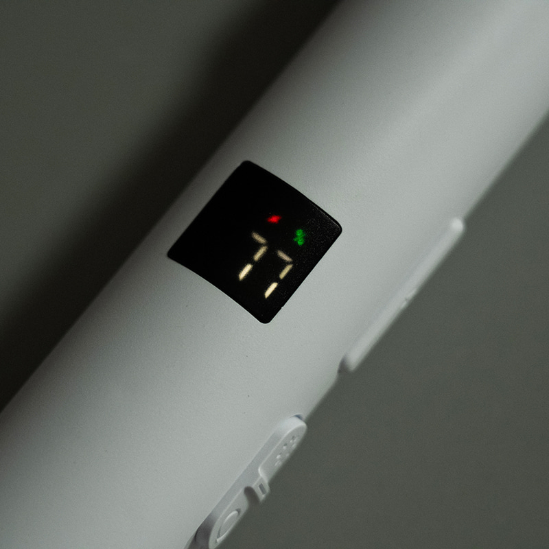 FF-882A 1200mAh 刺繍パターンランプ USB ベース電気蚊たたき ディスプレイ付き FF-882A 1200mAh 刺繍パターンランプ USB ベース電気蚊たたき ディスプレイ付き